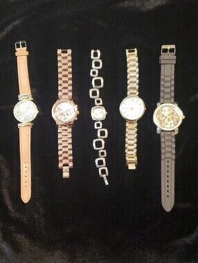 Lot Of Women's Watches